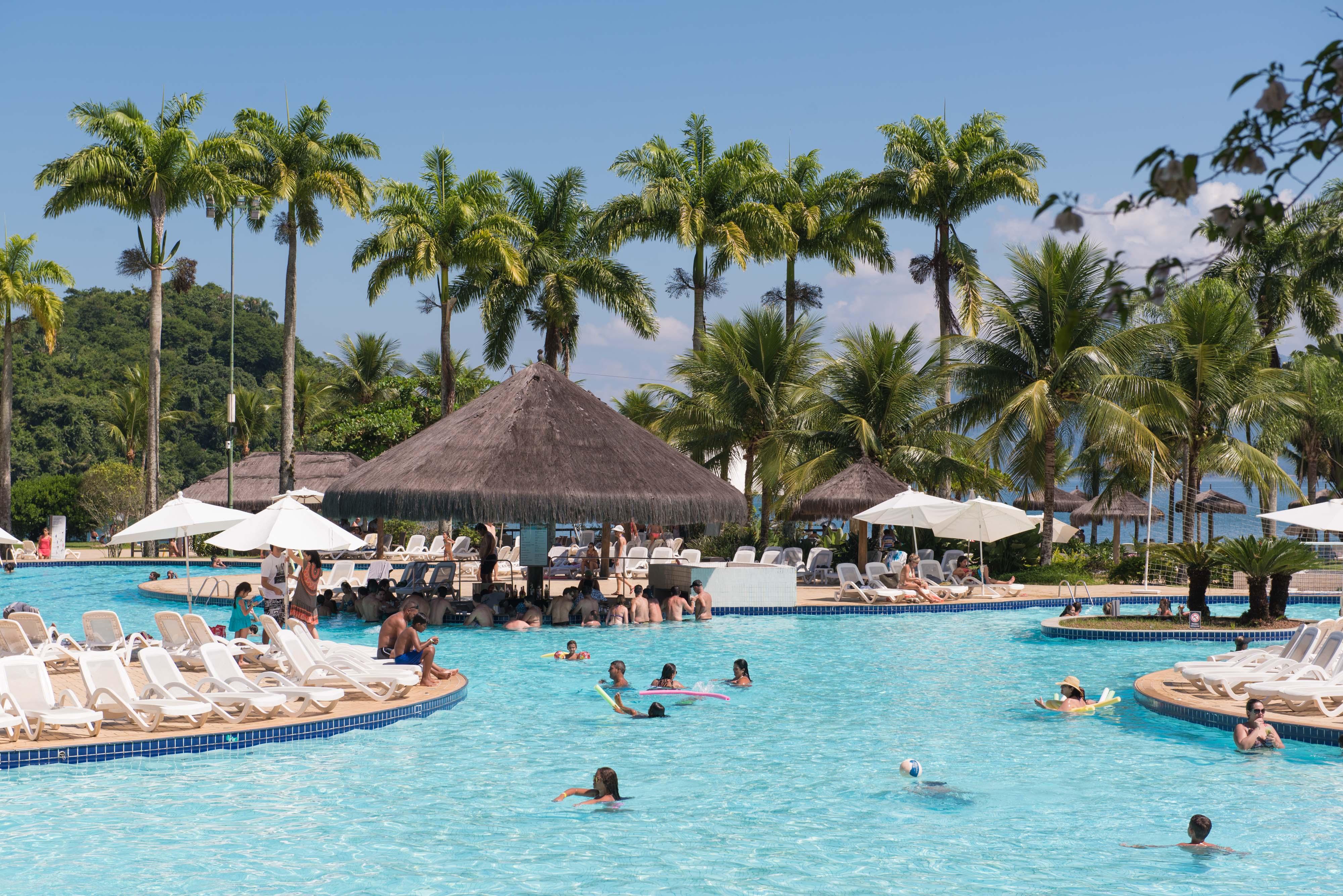 منتجع فيلا غاليه إيكو انغرا - شامل كليًا أنجرا دوس ريس المظهر الخارجي الصورة The swimming pool at the resort
